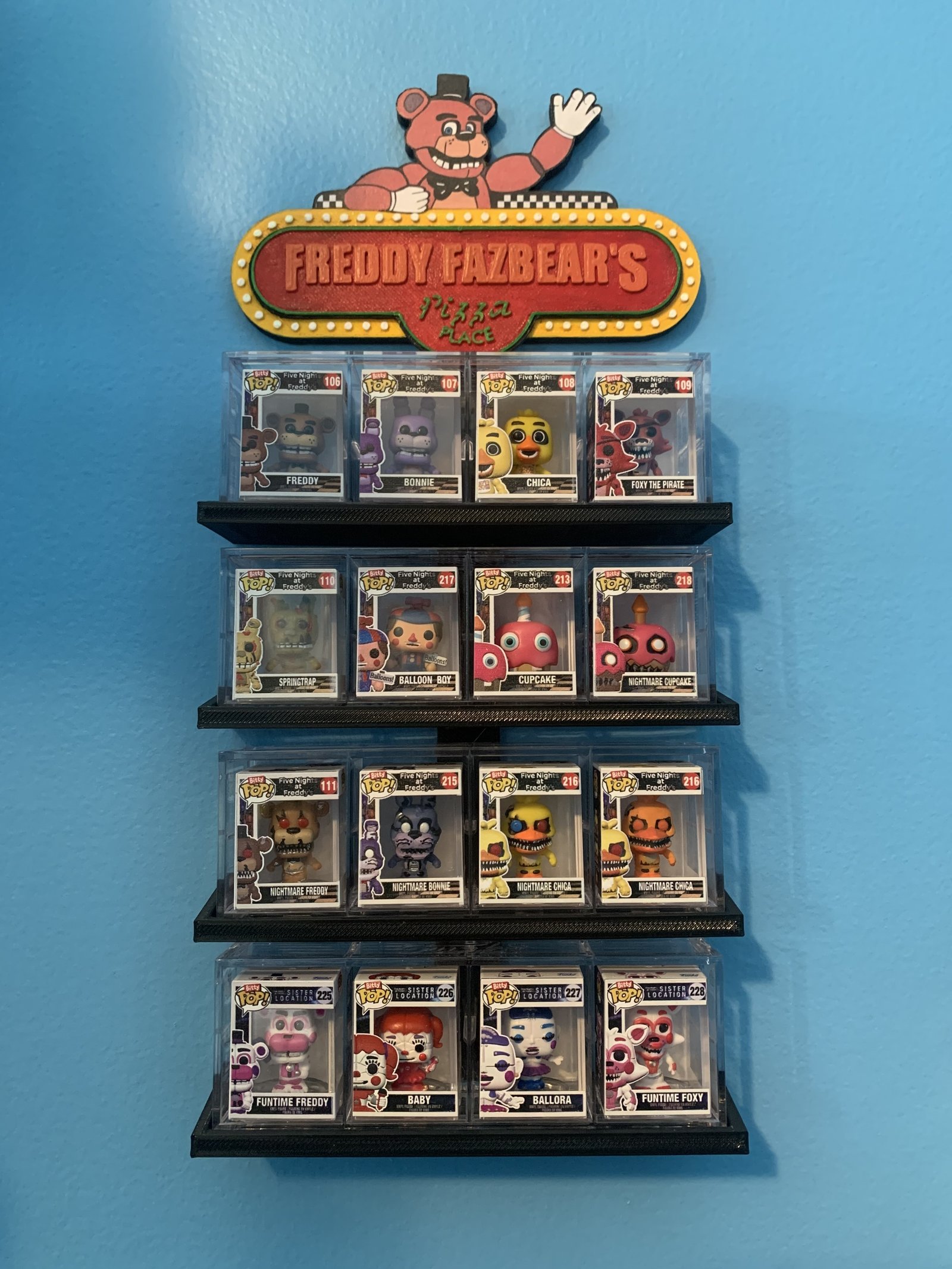 🏢 Funko Bitty Pop Shelf (Wall Mountable)・Archivo 3D para Impresión 3D・Cults